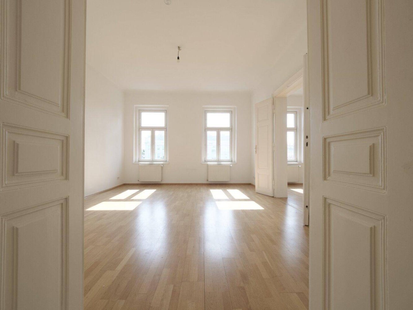 4 rooms Apartment in Rudolfsheim-Funfhaus, Austria No. 240373