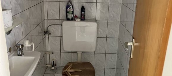 Apartamento de 3 dormitorios en Duisburg, Germany No. 90212 2