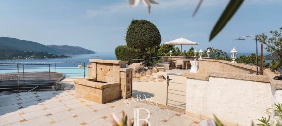 4 bedrooms Villa in Ajaccio, France No. 323671 11