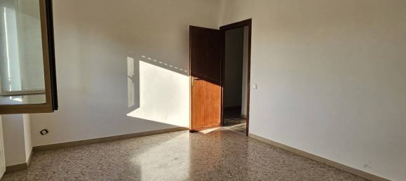 2 bedrooms Apartment in Fonte Nuova, Italy No. 185210 2