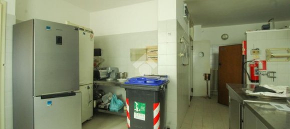 Gewerbliche Immobilie in Bergamo, Italy 200m², Nr. 269356 13