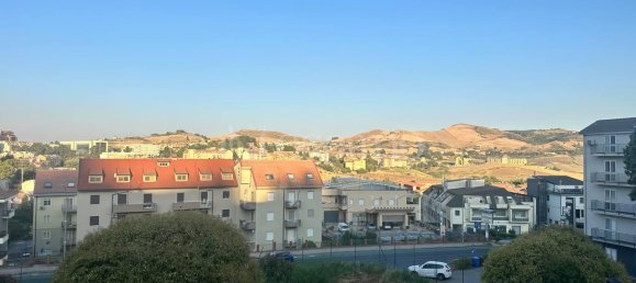 5 rooms Apartment in Enna, Italy No. 311314 2