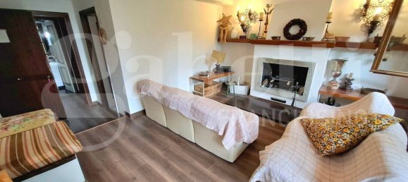 Apartamento T3 em Rocca di Cambio, Italy N.º 267070 4