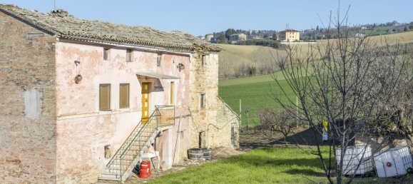 3 bedrooms House in Recanati, Italy No. 22545 22