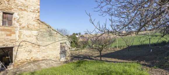 3 bedrooms House in Recanati, Italy No. 22545 15