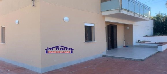 4 rooms Apartment in Castellammare del Golfo, Italy No. 258730 4