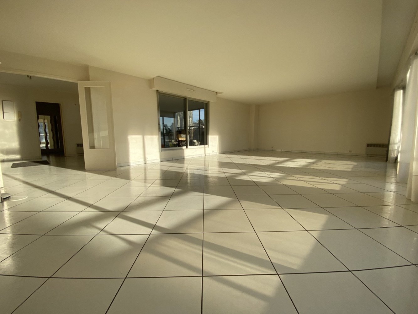 2 bedrooms Apartment in Yvelines, France No. 144197