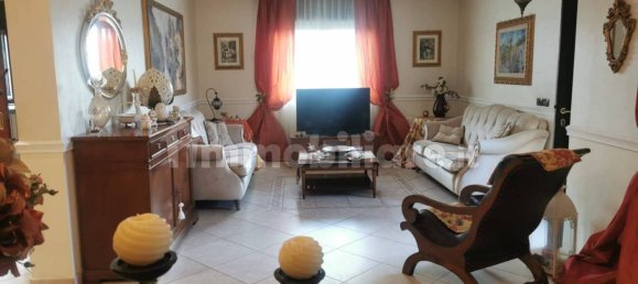 3 bedrooms House in Taranto, Italy No. 343922 6