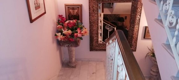 6 rooms House in Carrara, Italy No. 124323 13