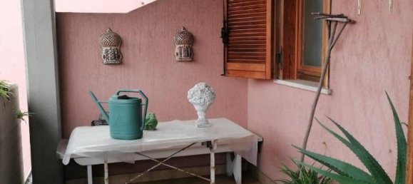 6 rooms House in Carrara, Italy No. 124323 2