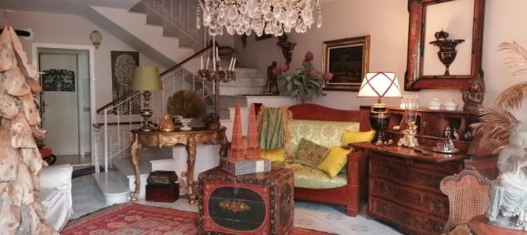 6 rooms House in Carrara, Italy No. 124323 29