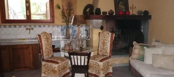 6 rooms House in Carrara, Italy No. 124323 3