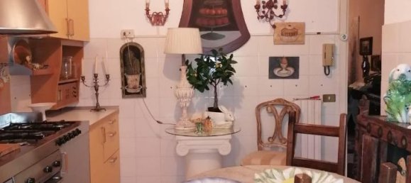6 rooms House in Carrara, Italy No. 124323 19