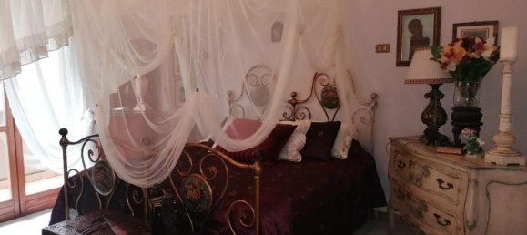6 rooms House in Carrara, Italy No. 124323 9