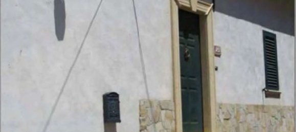 Квартира с 3 комнатами в Луцци, Италия № 182501 5