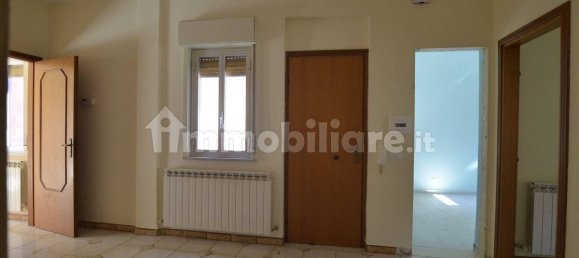 3 bedrooms Apartment in Messina, Italy No. 47926 4
