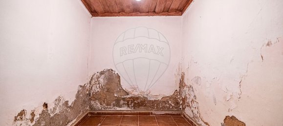 2 bedrooms House in Maiorga, Portugal No. 36052 9