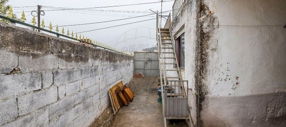 2 bedrooms House in Maiorga, Portugal No. 36052 15