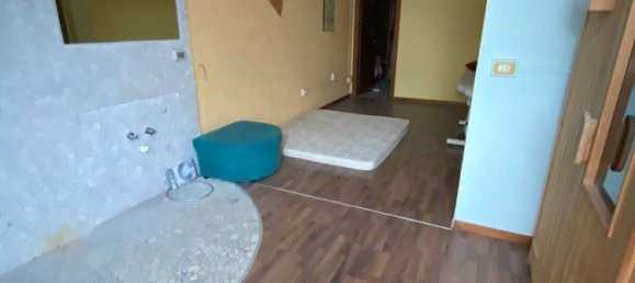 145m² Warehouse in San Benedetto del Tronto, Italy No. 154033 12