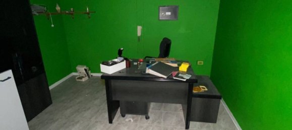 145m² Warehouse in San Benedetto del Tronto, Italy No. 154033 4