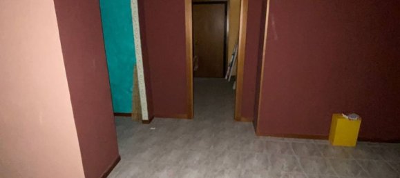 145m² Warehouse in San Benedetto del Tronto, Italy No. 154033 2