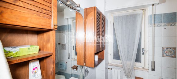 Villa de 3 dormitorios en Tavazzano con Villavesco, Italy No. 361494 13