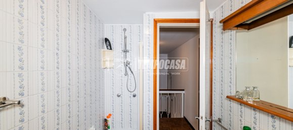 Villa de 3 dormitorios en Tavazzano con Villavesco, Italy No. 361494 5