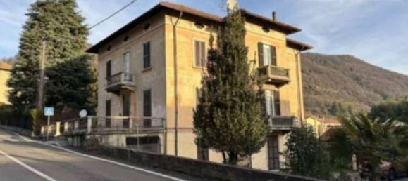 Apartamento de 4 habitaciónes en Olgiate Molgora, Italy No. 4262 8