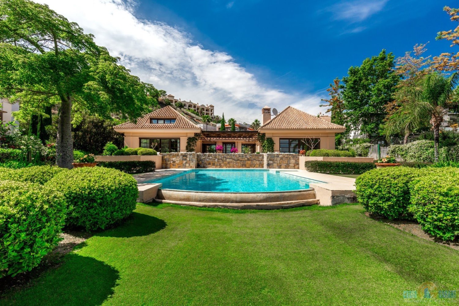 4 Schlafzimmer Villa in Marbella, Spain, Nr. 9958