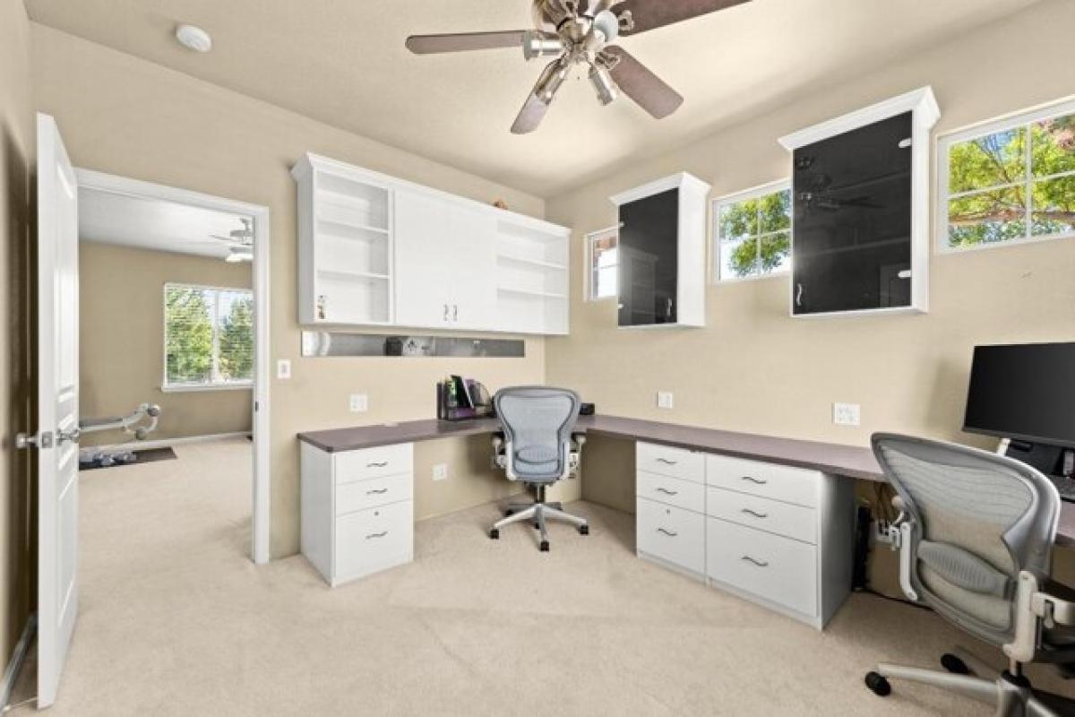 6 bedrooms House in Elk Grove, USA No. 389293