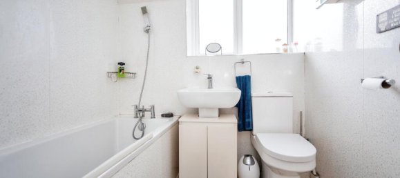 2 bedrooms House in Rochester, United Kingdom No. 10831 36