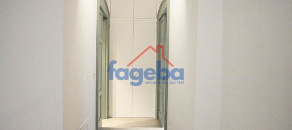 Квартира с 5 комнатами в Трани, Италия № 138772 13