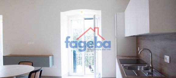 Квартира с 5 комнатами в Трани, Италия № 138772 26