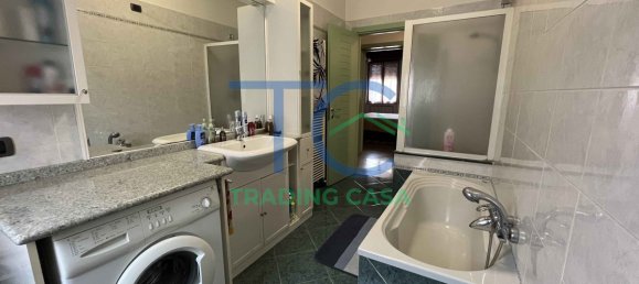 2 bedrooms House in Piacenza, Italy No. 350442 37