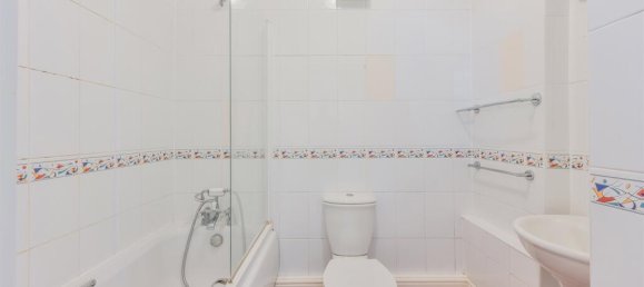 1 bedroom Apartment in Epsom, United Kingdom No. 9750 10