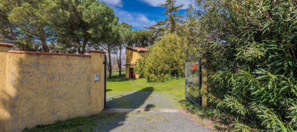 4 bedrooms House in Grosseto, Italy No. 19389 11