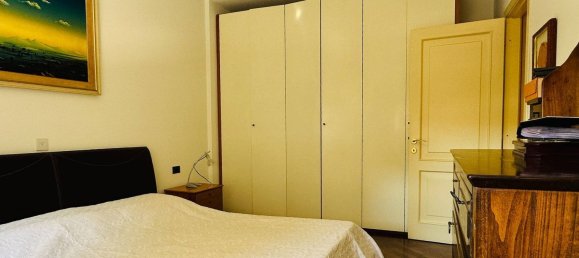 Квартира с 6 комнатами в Пезаро, Италия № 71604 3