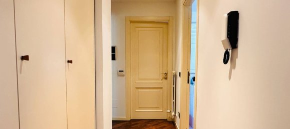 Квартира с 6 комнатами в Пезаро, Италия № 71604 28