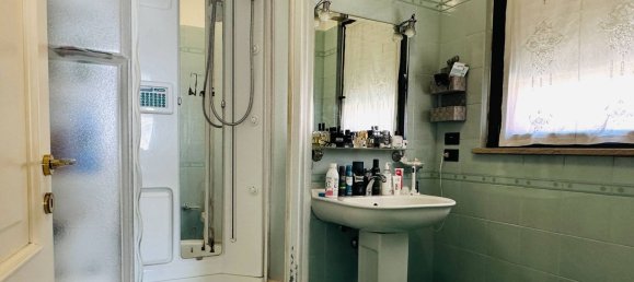 Квартира с 6 комнатами в Пезаро, Италия № 71604 22