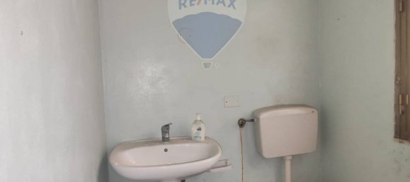 3 rooms Commercial property in Syracuse, Italy No. 243115 11