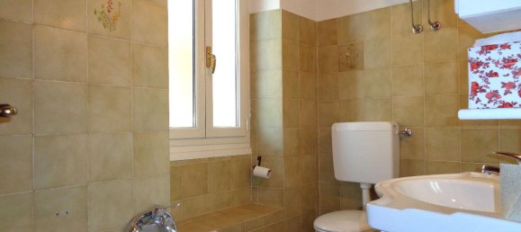 4 rooms House in Pornassio, Italy No. 84566 6