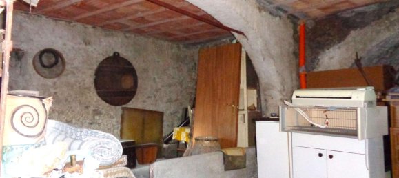 4 rooms House in Pornassio, Italy No. 84566 21