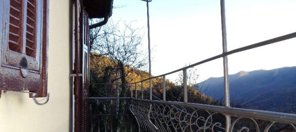 4 rooms House in Pornassio, Italy No. 84566 16