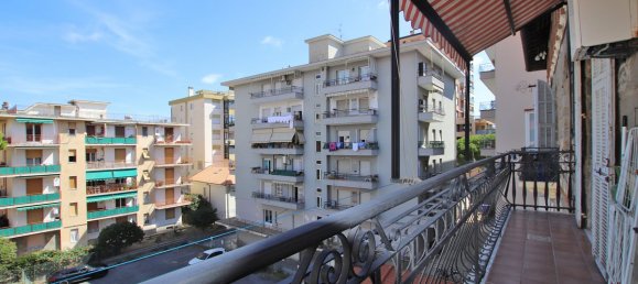 3 bedrooms Apartment in Taggia, Italy No. 381969 7