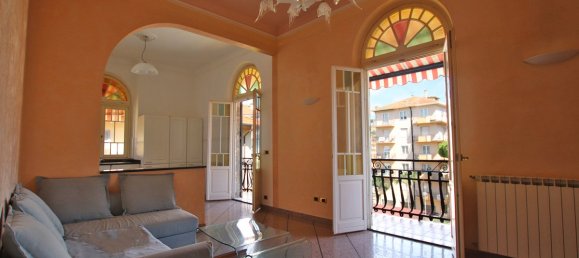 3 bedrooms Apartment in Taggia, Italy No. 381969 4