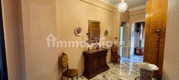 3 Schlafzimmer Wohnung in Genoa, Italy, Nr. 352429 21