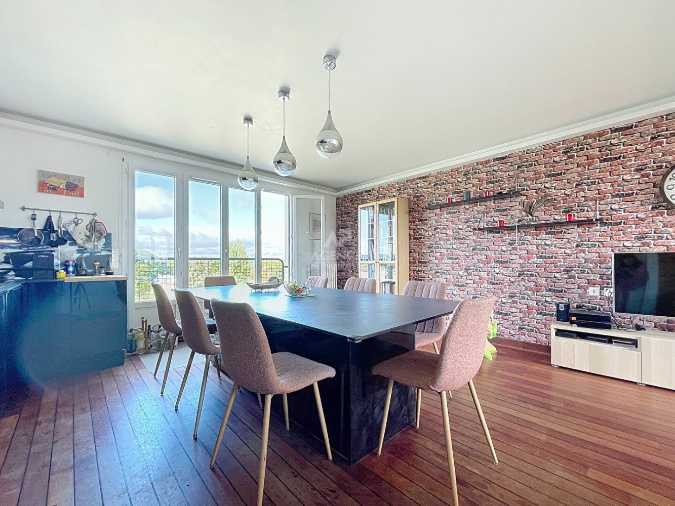 2 bedrooms Apartment in Chatou, France No. 347046