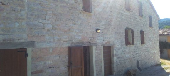 11 غرف نوم شقة في Urbania, Italy رقم 86875 16