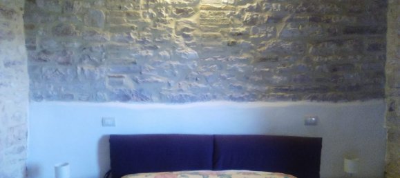 11 غرف نوم شقة في Urbania, Italy رقم 86875 17