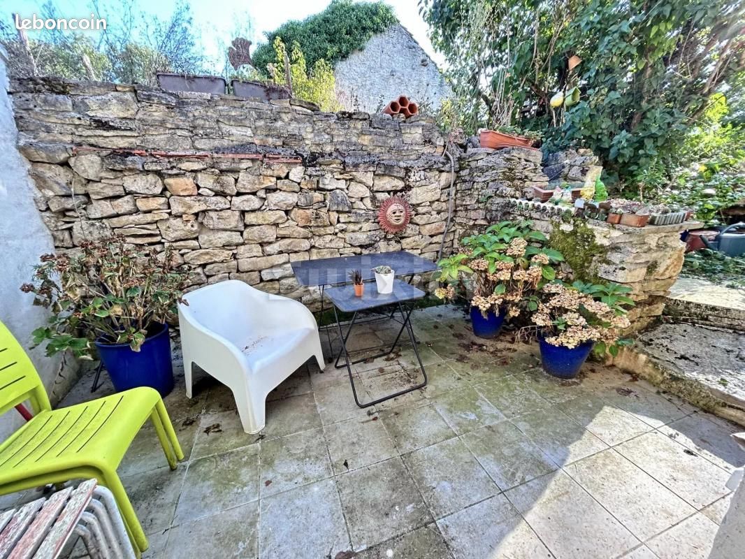 1 bedroom Villa in Champlitte, France No. 198663